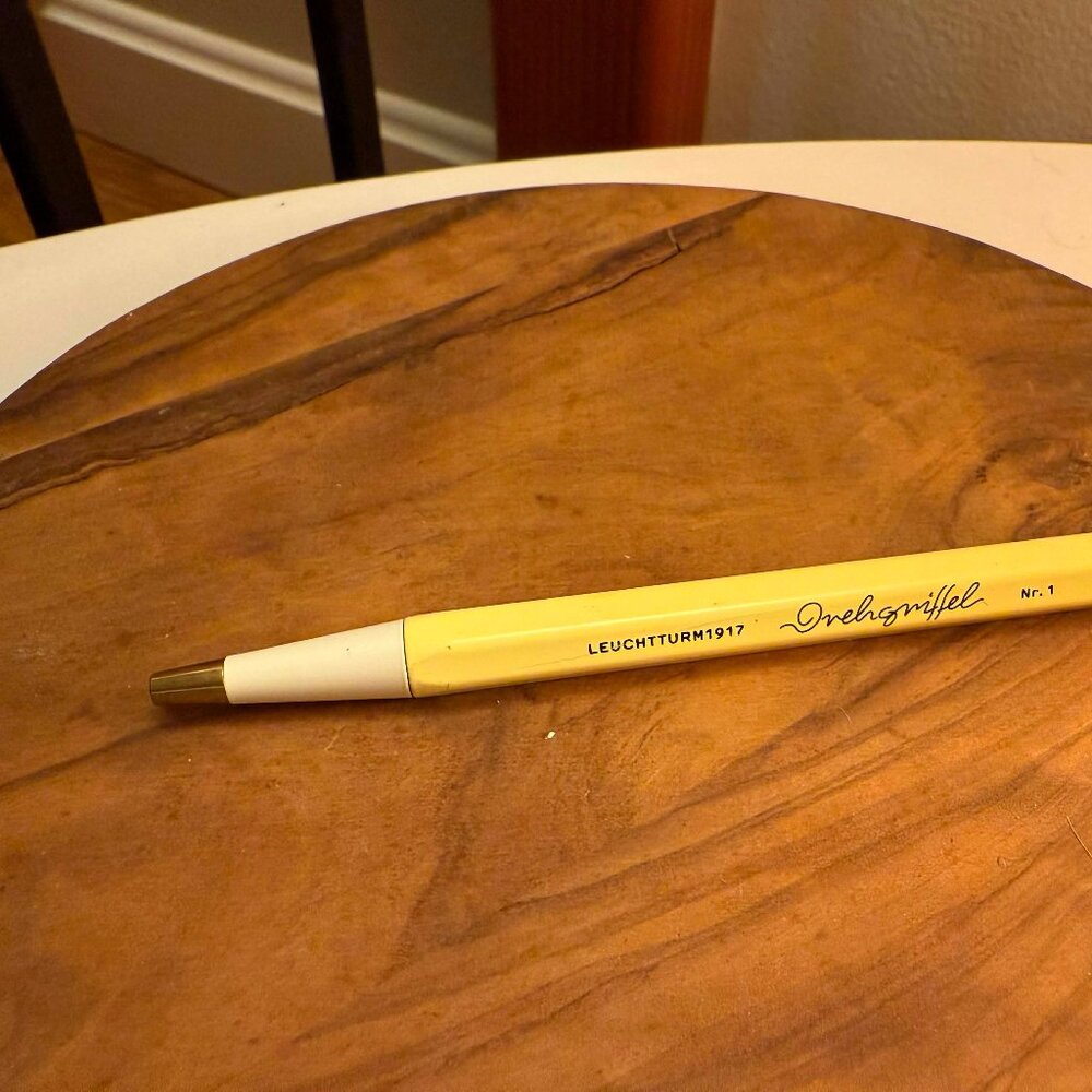 leuchtturm1917 ballpoint pen pale yellow
